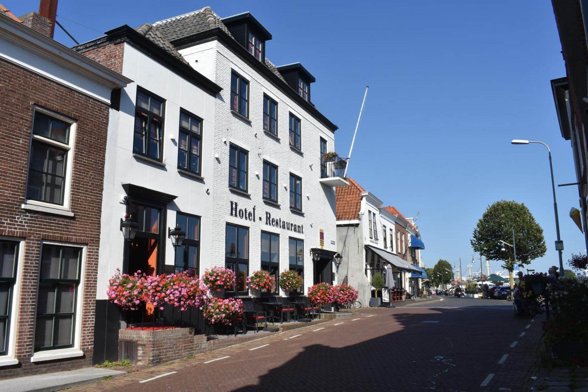 Boutique Hotel Zeeuws-Meisje Зирикзе Экстерьер фото